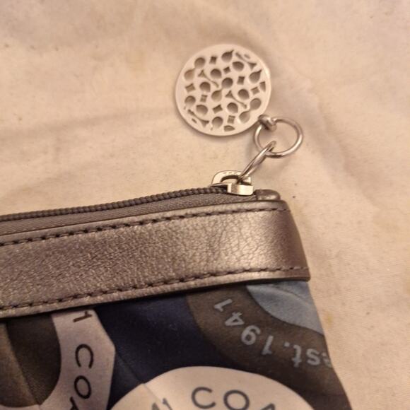 COACH Nylon Wristlet, Snap Head Opt Art, Silver Leather Trim - Picture 4 of 6